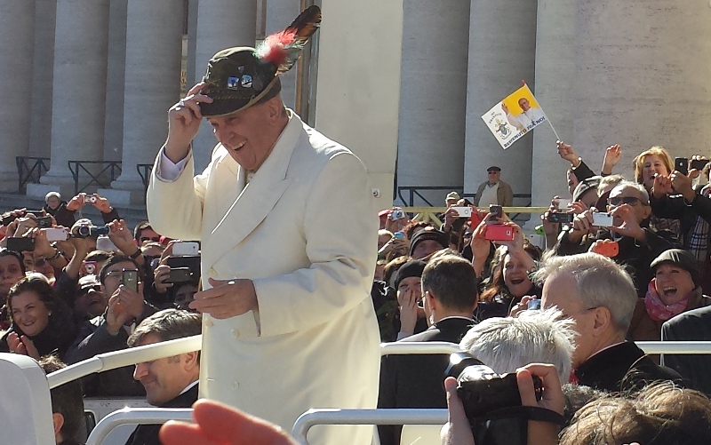 papa-cappello-alpino.jpg (218 KB)