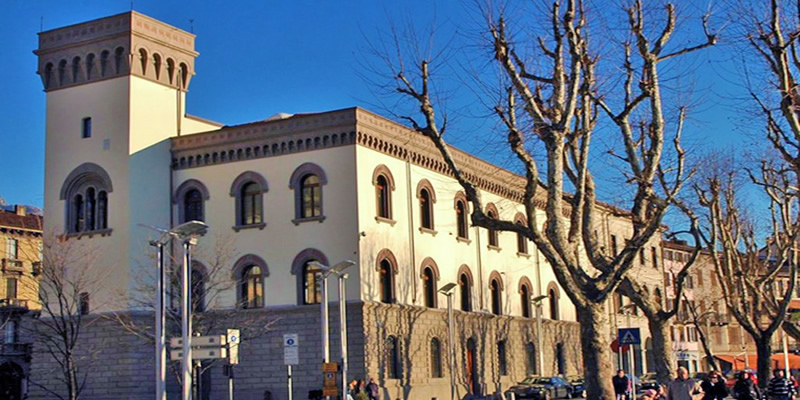 palazzopa.jpg (148 KB)