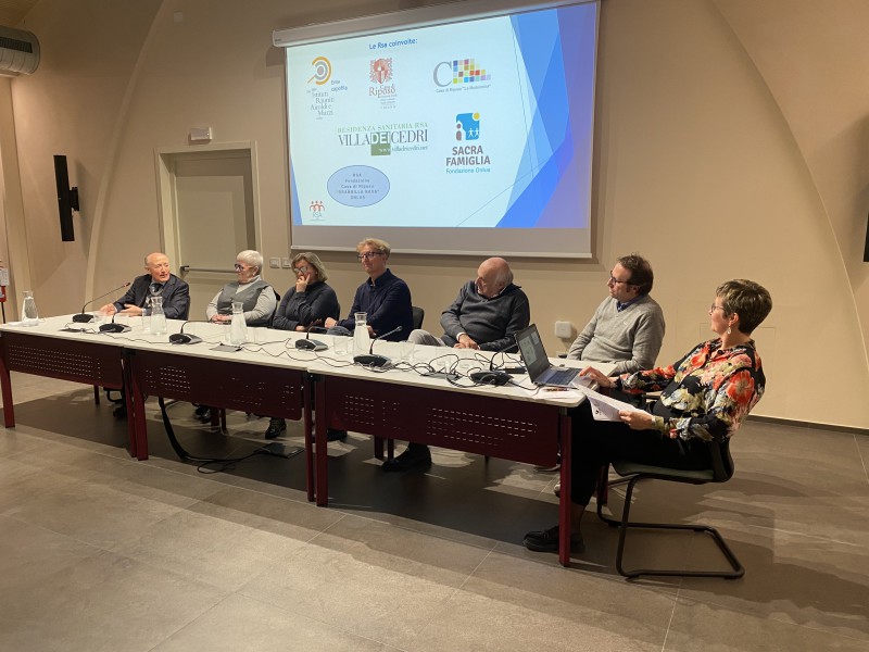 intervento_Giuseppe_Canali.jpg (99 KB)