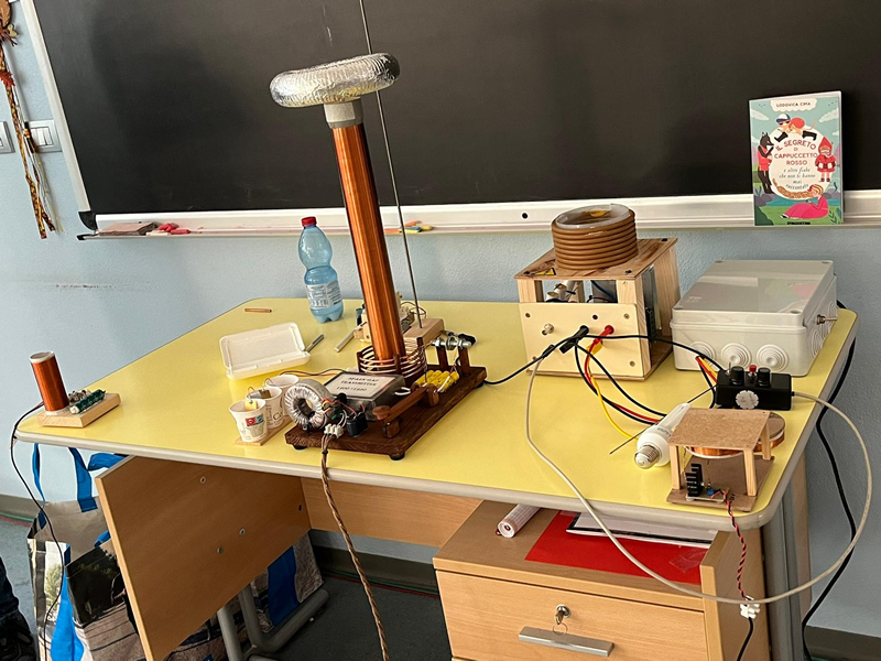 scienceday__3_.jpg (307 KB)
