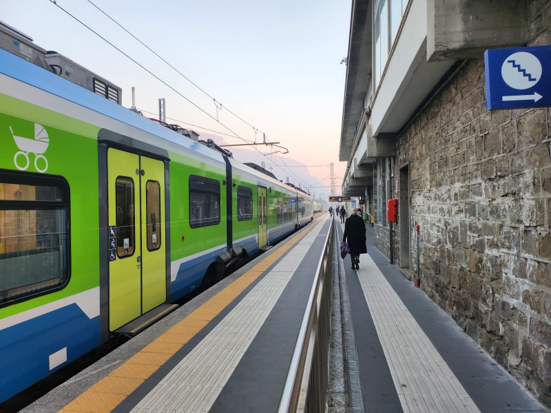 lecco_stazione__3_.jpeg (125 KB)