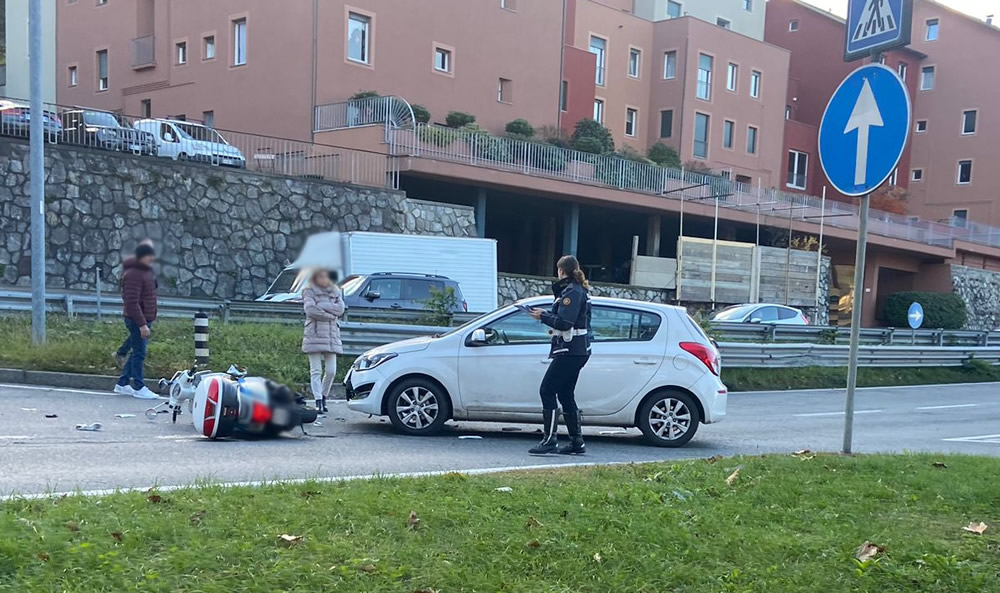 MalgrateIncidenteAuto1.jpg (193 KB)