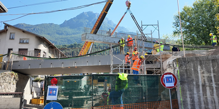 Posa_ponte_ferroviario_Abbadiapr.jpg (125 KB)