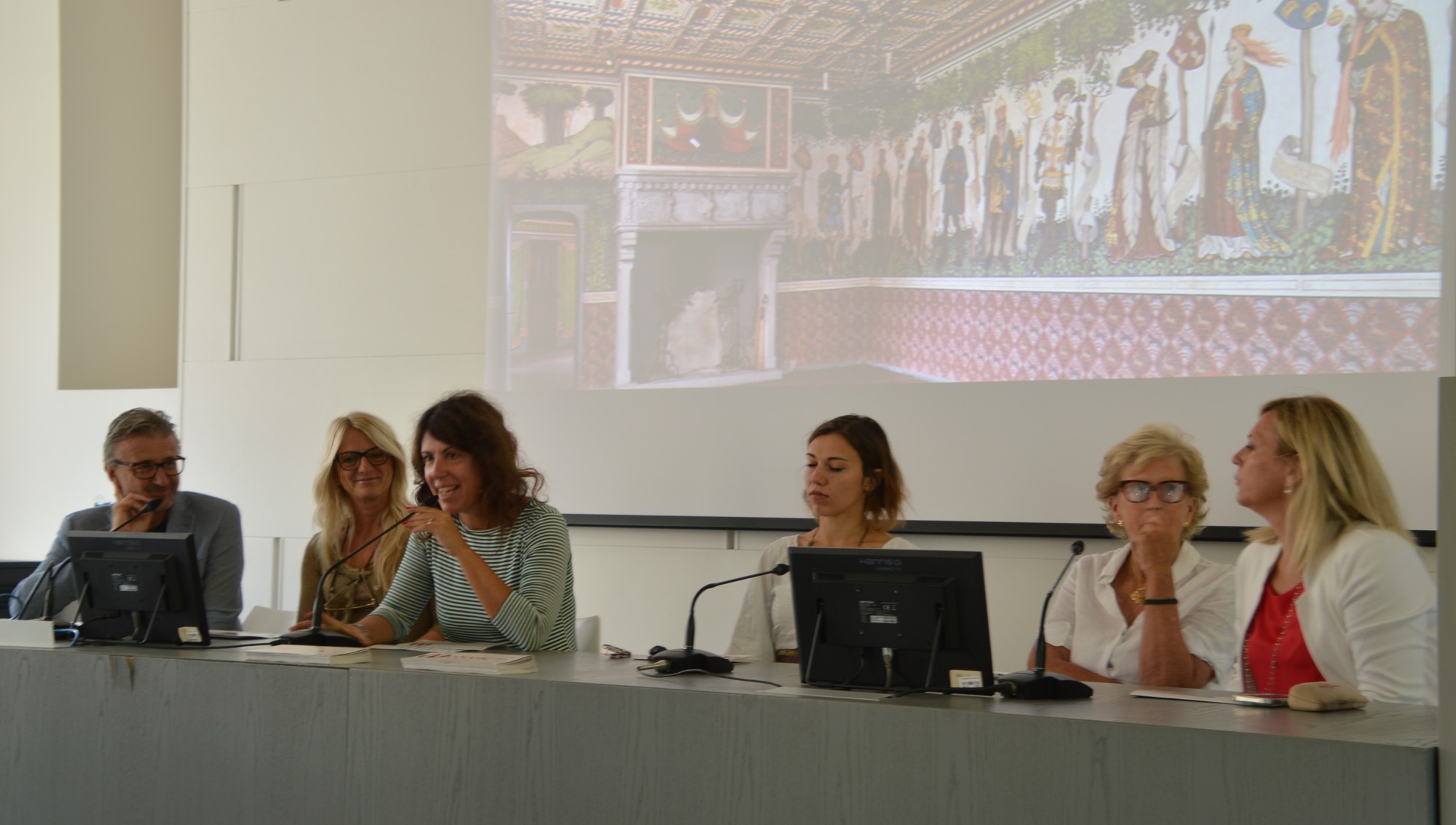 medfestpresentazione__6_.JPG (694 KB)