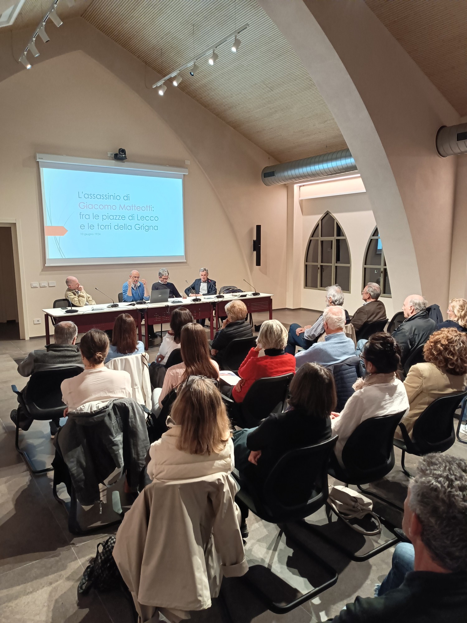 LeccoArditiSerata__4_.jpg (552 KB)