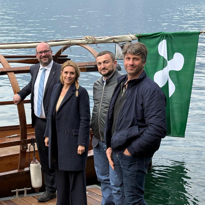 Zamperini-Caruso-Rusconi-Enicanti.jpg (297 KB)