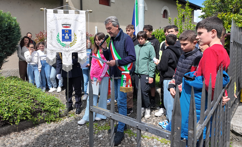 abbadia25aprile__3_.jpg (431 KB)