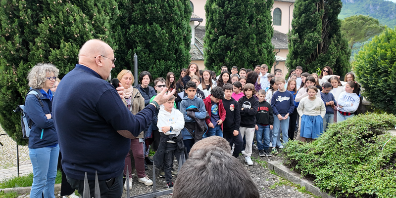 abbadia25aprile__4_.jpg (393 KB)