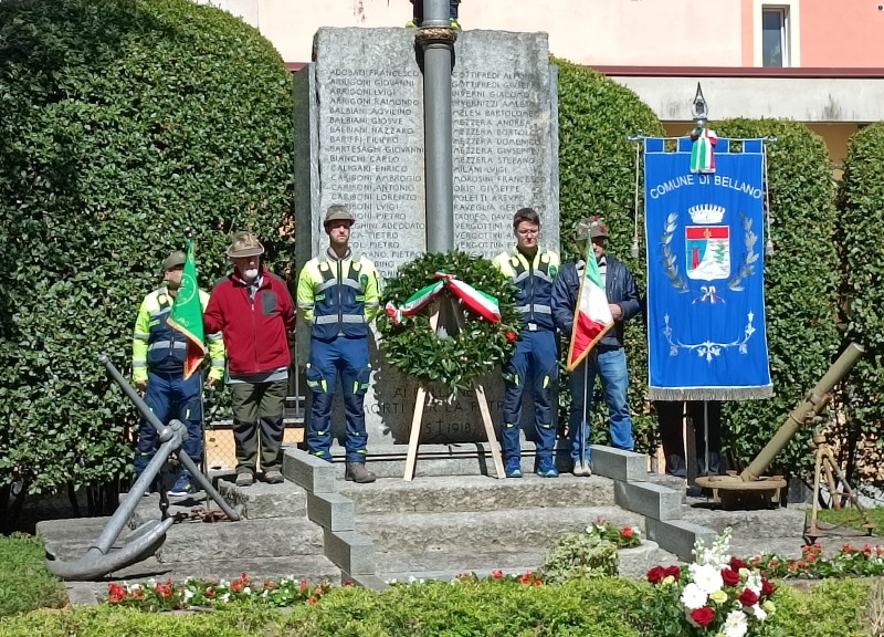 bellano25aprile3.jpg (208 KB)