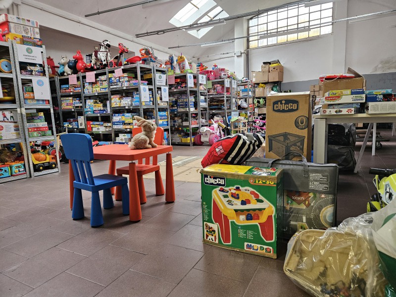 Amicidipedro_9.jpg (169 KB)