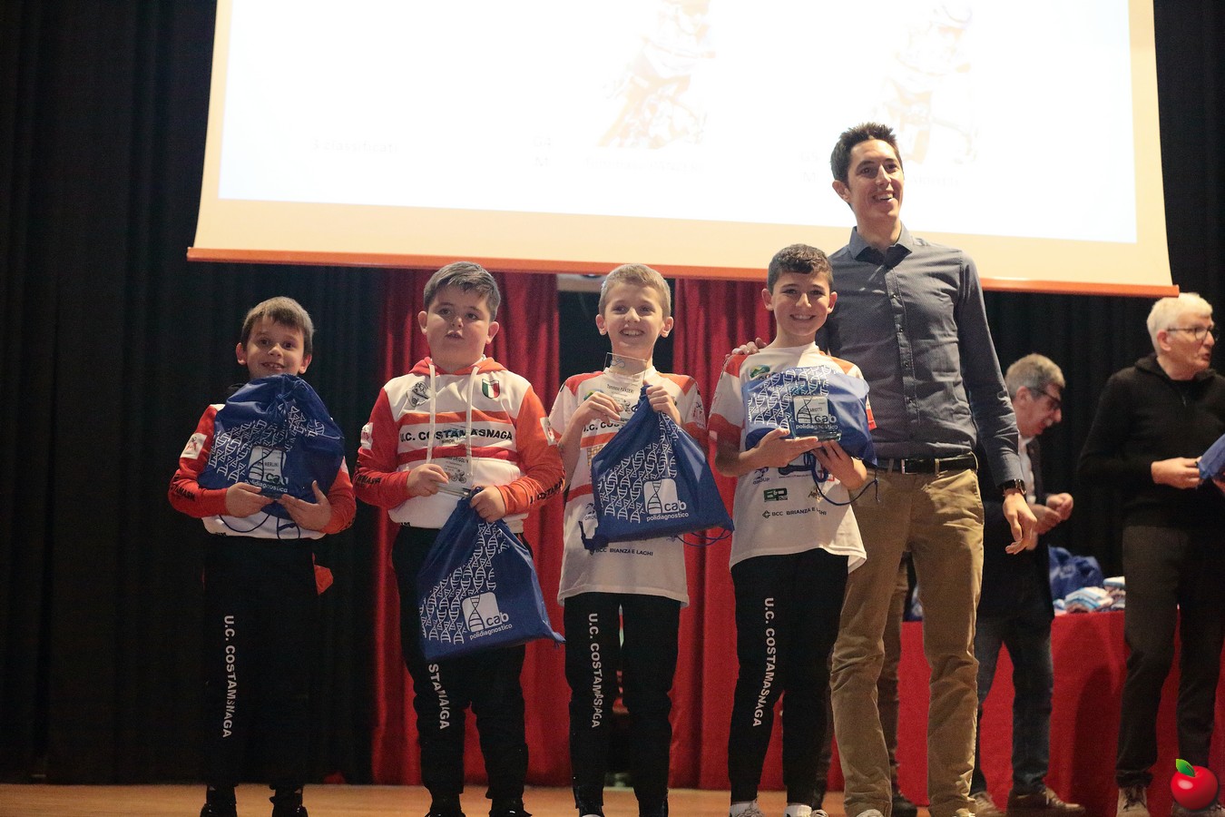 ciclismopremi0026.jpg (272 KB)