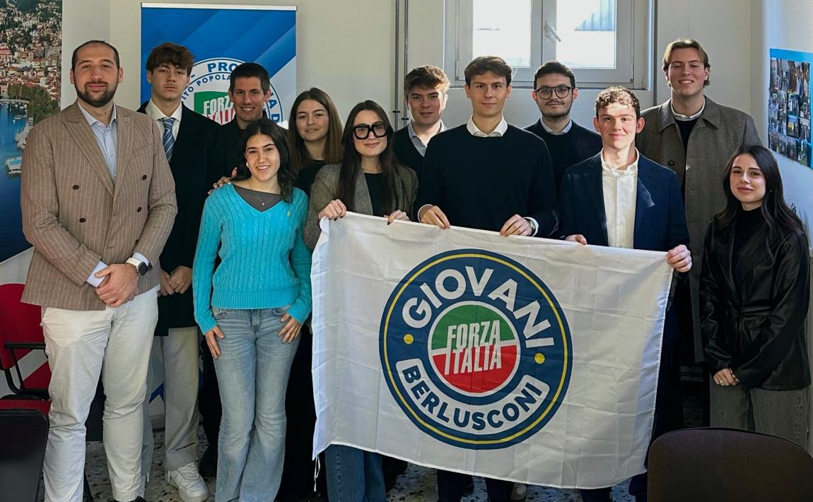 forzaitaliagiovani2.jpg (452 KB)