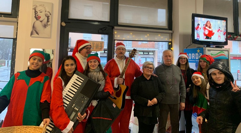 manzonicalolzionatale__1_.jpg (99 KB)