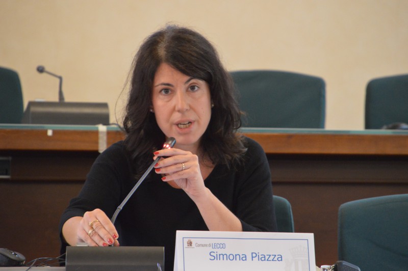 piazzasimona.JPG (57 KB)