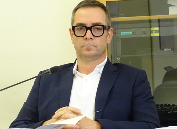 simonettifipsas.jpg (57 KB)