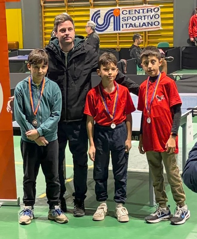 tennistavoloabbadia__4_.jpg (142 KB)