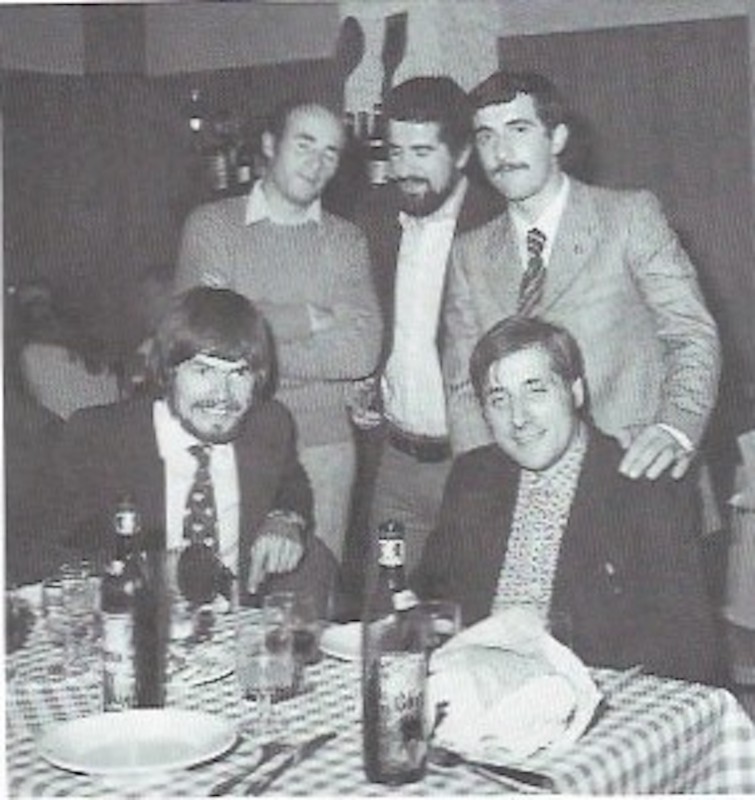 Incontro_con_Messner,_seduto_Renato_Frigerio_in_piedi_Franco_Vitali_e_i_fratelli_Daniele_e_Roberto_Chiappa.jpg (103 KB)