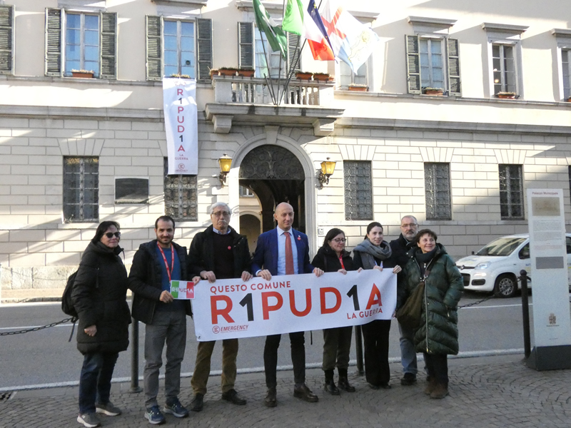 ripudia1.jpg (350 KB)