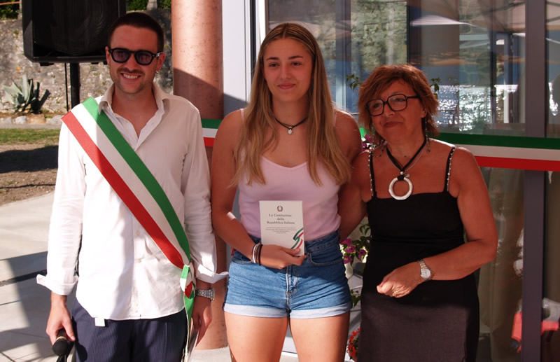 chioscolierna__6_.jpg (101 KB)