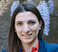 L'assessore riconsegni le sue deleghe per coerenza. Ma tra tutti, attenzione ai social