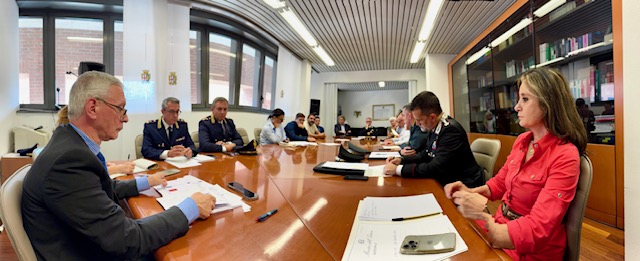 ordinesicurezza.jpg (98 KB)