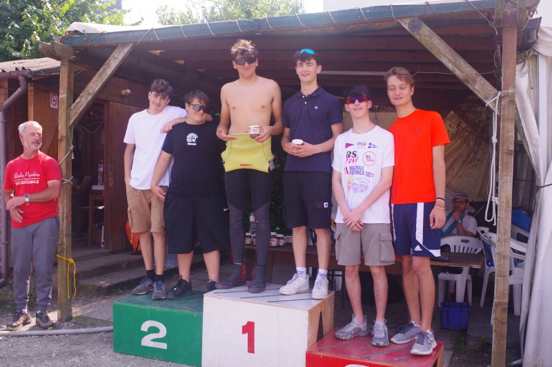 regatapersport2.jpg (110 KB)