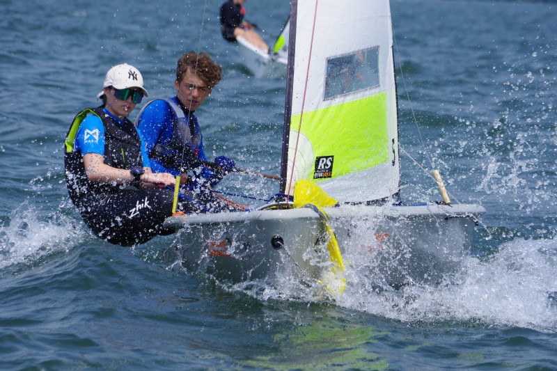regatapersport5.jpg (137 KB)