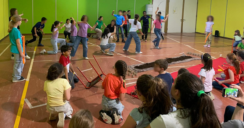 salaspettacoloscuola__4_.jpg (263 KB)