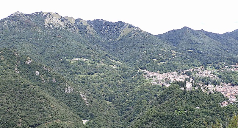 1925_Strada_Perledo-Esino__9_.JPG (147 KB)