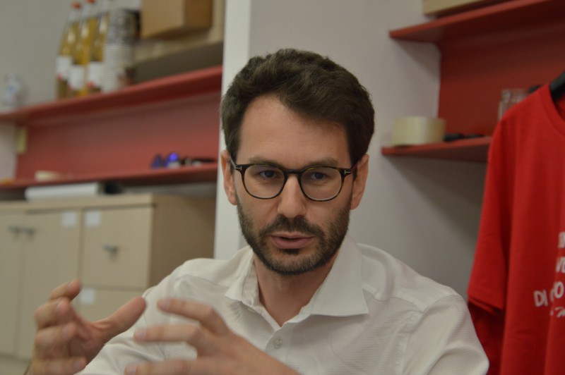 3_Emanuele_Manzoni.JPG (54 KB)