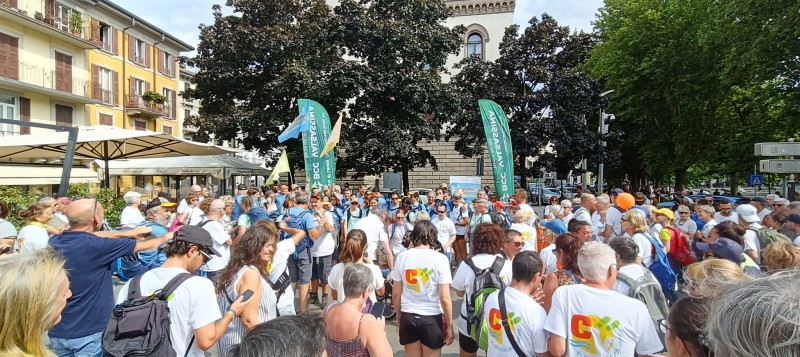 Arrivo_piazza_Cermenati_1.jpg (134 KB)