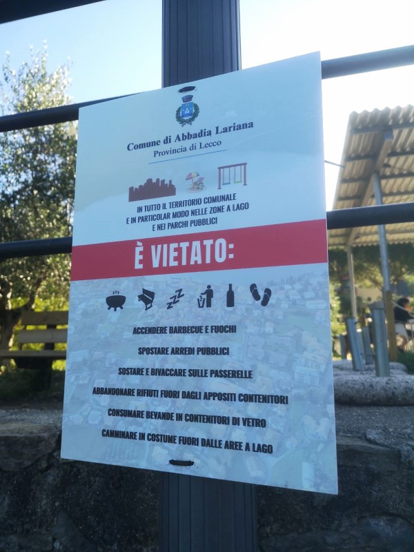 Cartelli_divieti_lago.jpg (100 KB)