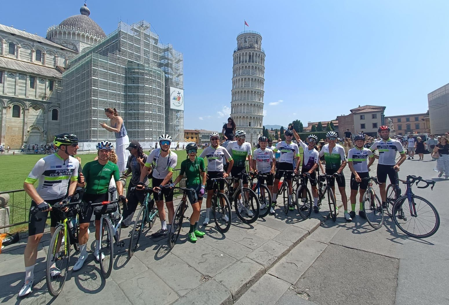 pedaleroma6.jpg (463 KB)