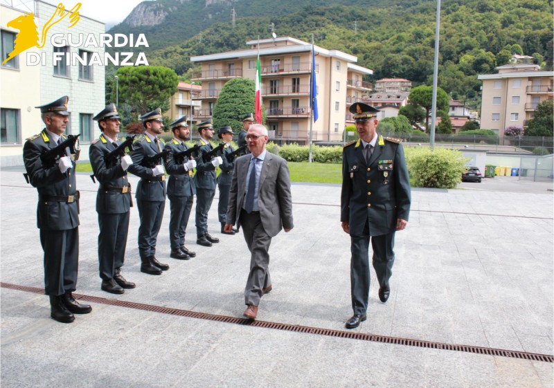 pomponiofinanza1.jpeg (138 KB)