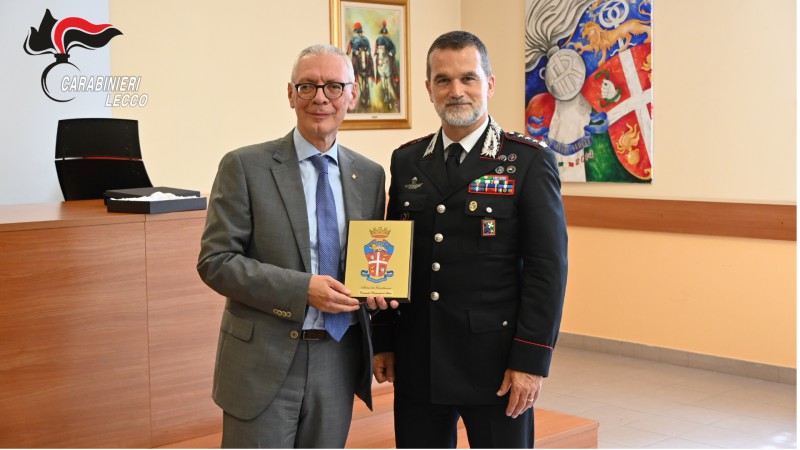 prefettocarabinieri2.JPG (70 KB)