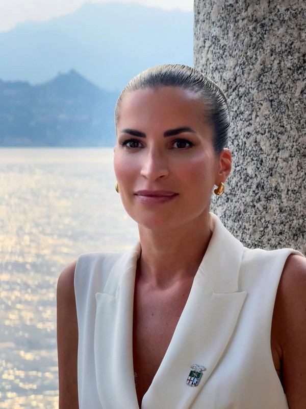 silviabosiovillamonastero.jpg (91 KB)