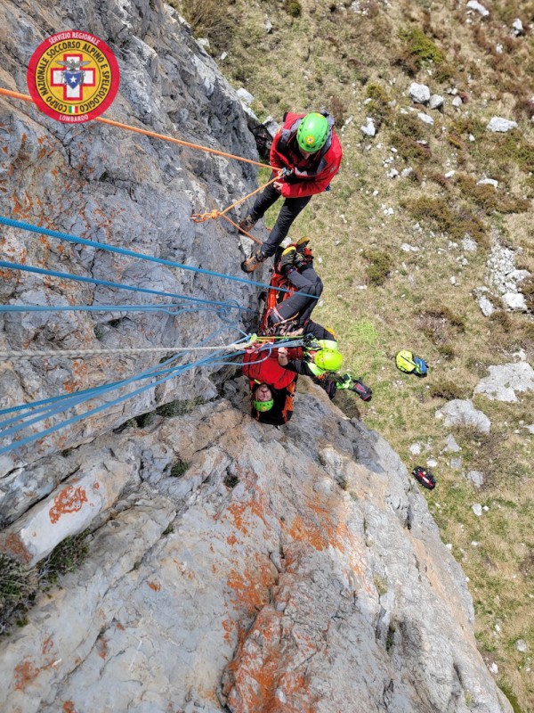 Cnsas_Piani_di_Bobbio_esercitazione_05.jpeg (201 KB)