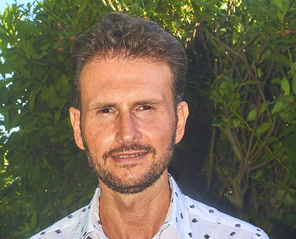 Foto_di_Mauro_Manzoni.jpg (119 KB)