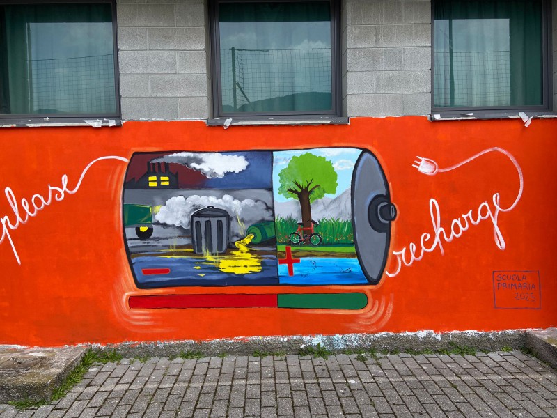 Murale_palestra_Abbadia__11_.jpeg (140 KB)