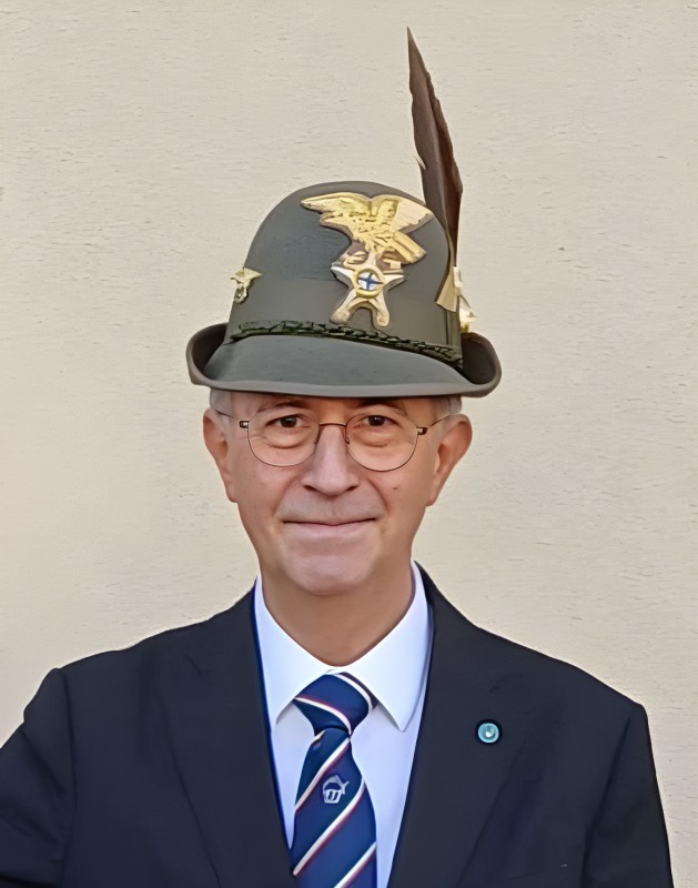 STEFANO_FOSCHINI.jpg (77 KB)