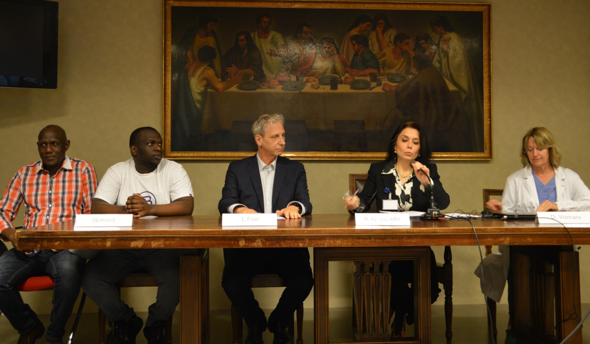 conferenzafiori.JPG (912 KB)