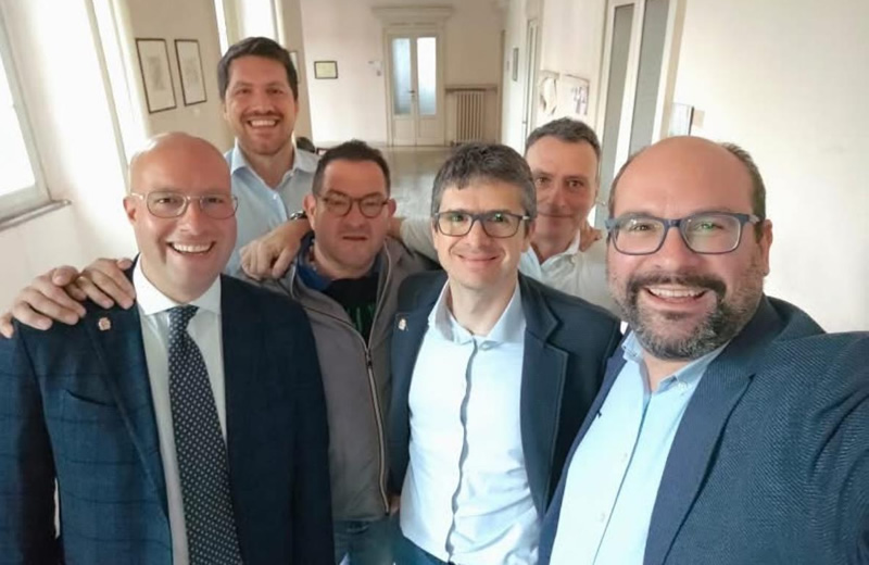 fratelliitaliacc.jpg (110 KB)