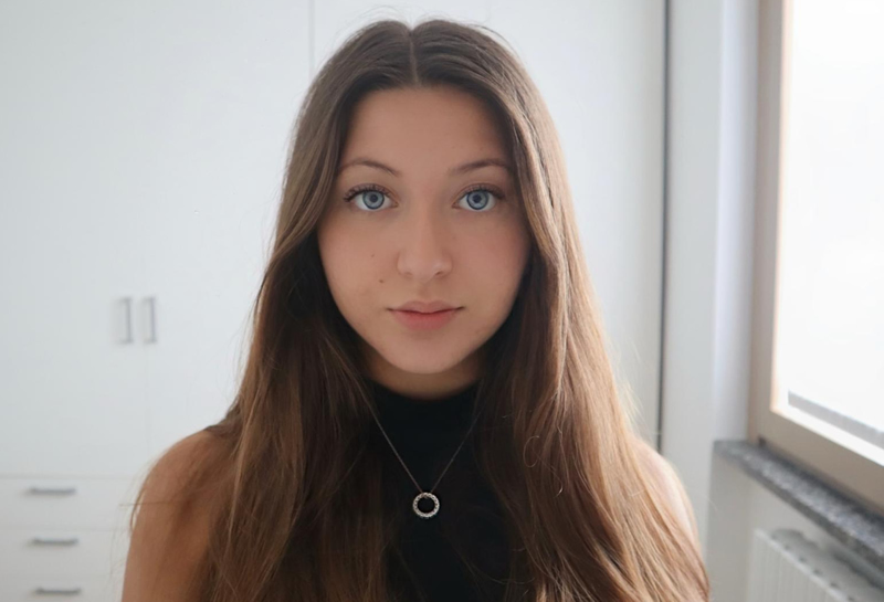giadalivi__2_.jpg (135 KB)