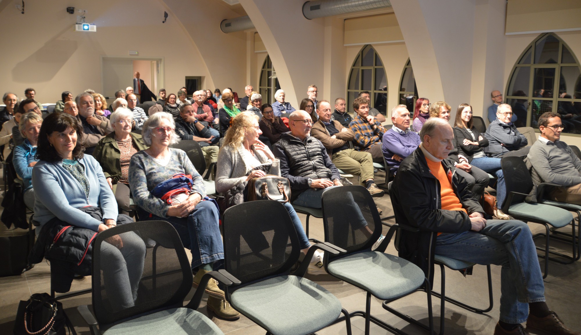 officinagerenzoneserata__2_.JPG (1.09 MB)