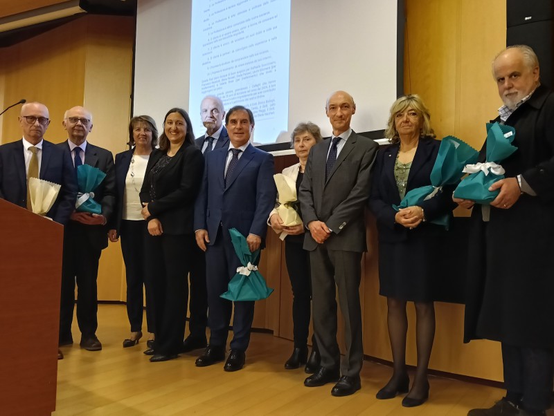 premiati_5_maggio.jpg (87 KB)