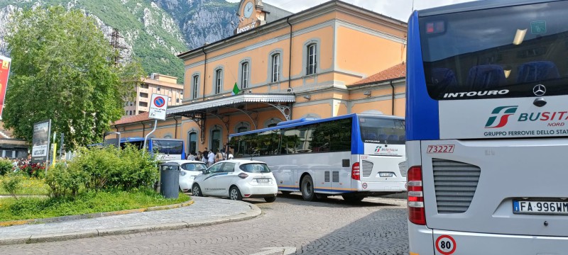 stazionecodebussostitutivi4.jpg (104 KB)