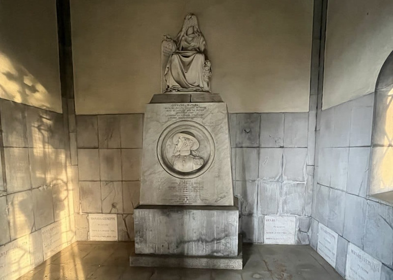 cappella_funebre__2_.jpg (108 KB)