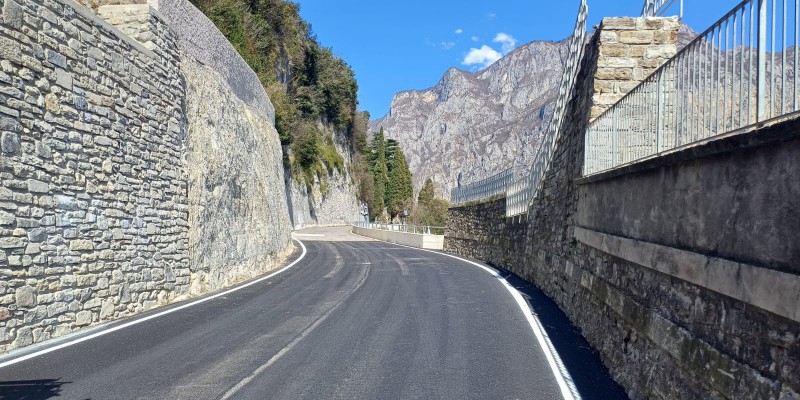 strada_La_Rocca3.jpg (211 KB)
