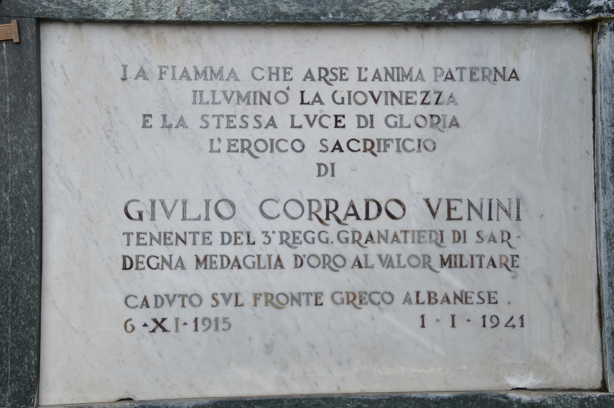 4.Lapide_tombale_Giulio_Venini_figlio_di_Corrado.JPG (431 KB)