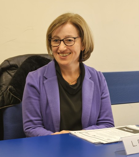 Convegno_violenza_donne_De_Capitani.jpg (98 KB)